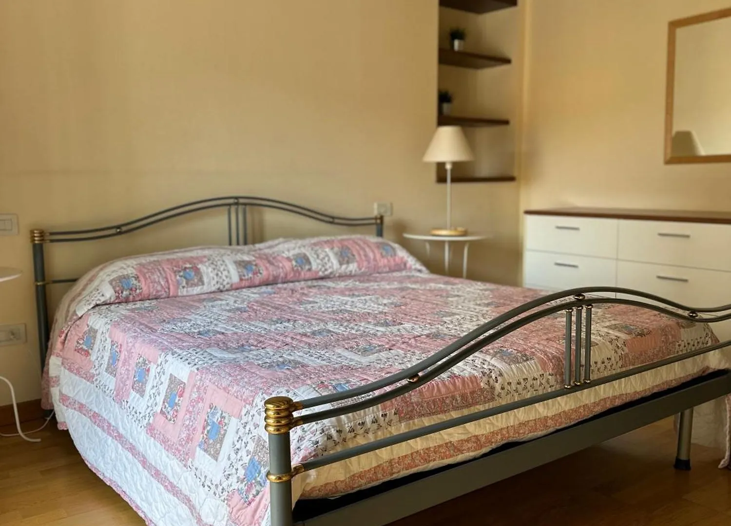 チェゼーナPalazzo Degli Ufficiアパートメント イタリア