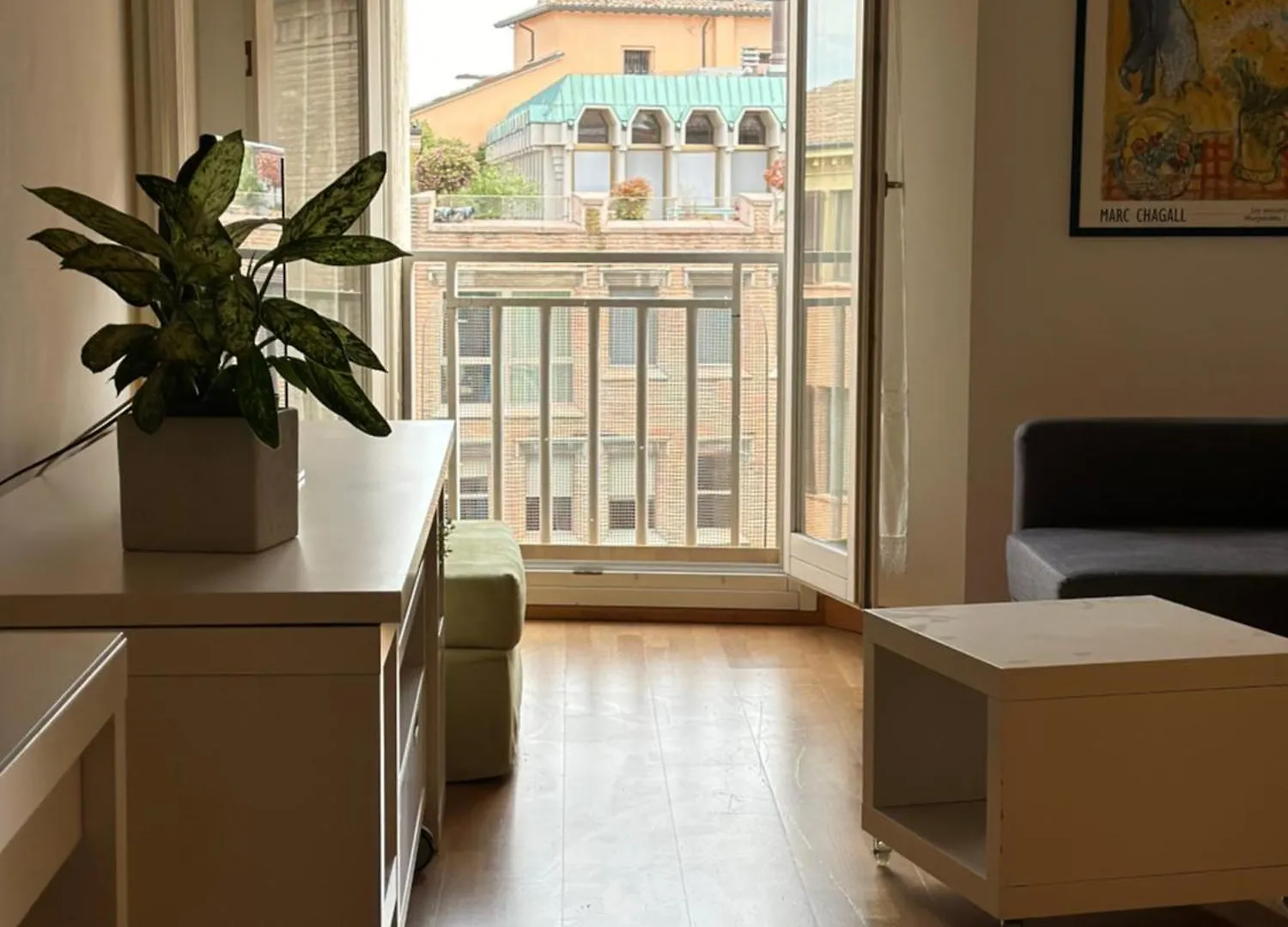 アパート チェゼーナPalazzo Degli Ufficiアパートメント イタリア